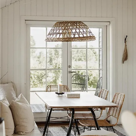 Cozy In With Wifi *